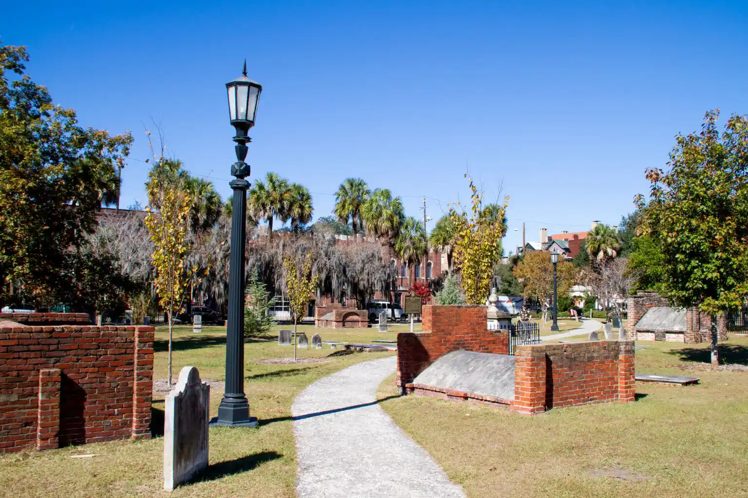 Colonial Cemetery and Park in Savannah