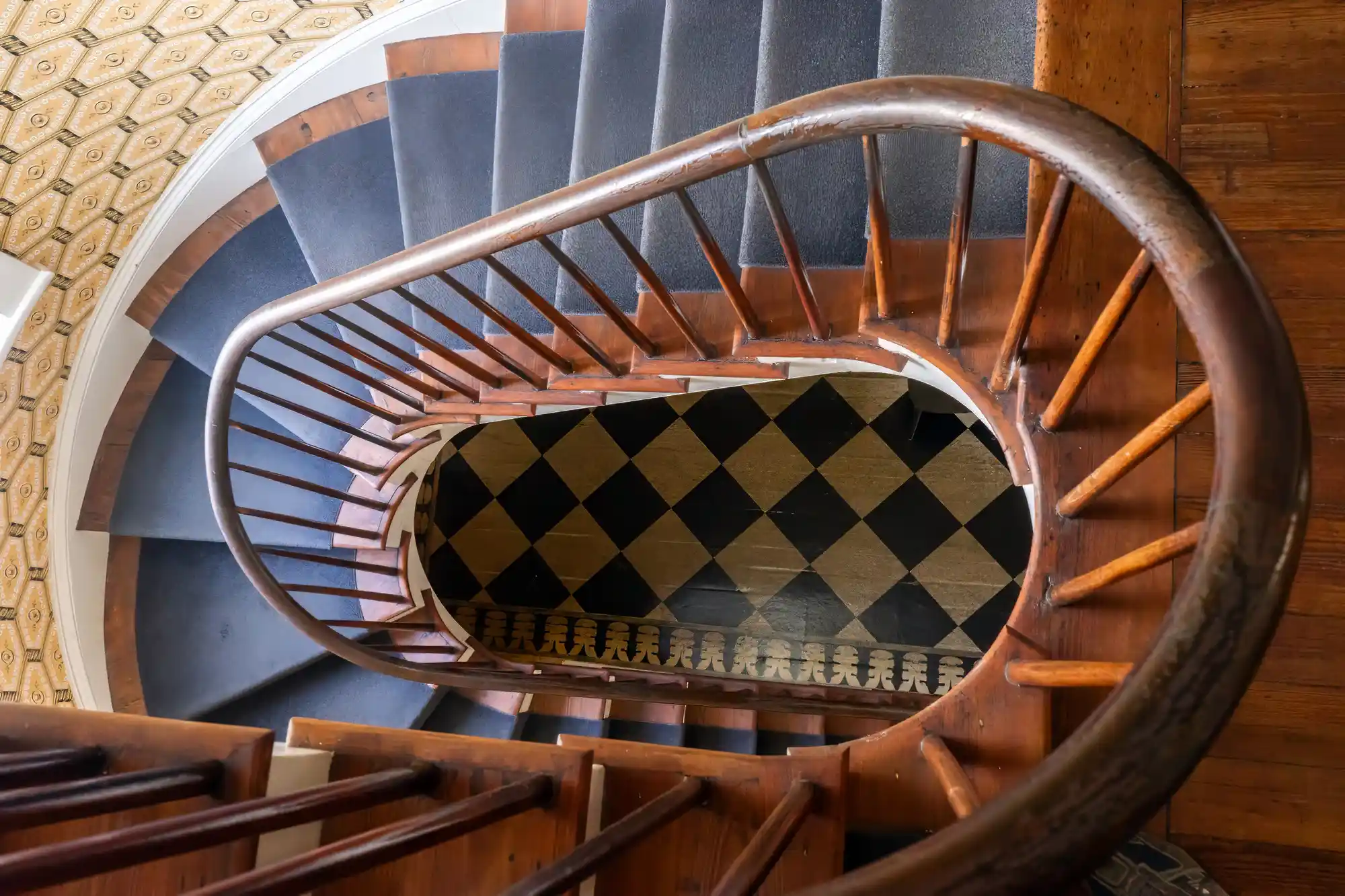 Savannah spiral staircase