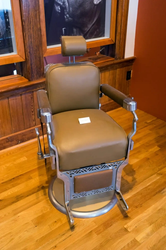 Beach Institute Barber Chair