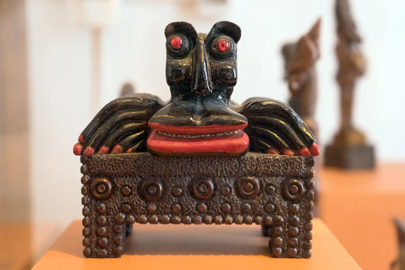 African inspired art at the beach institute