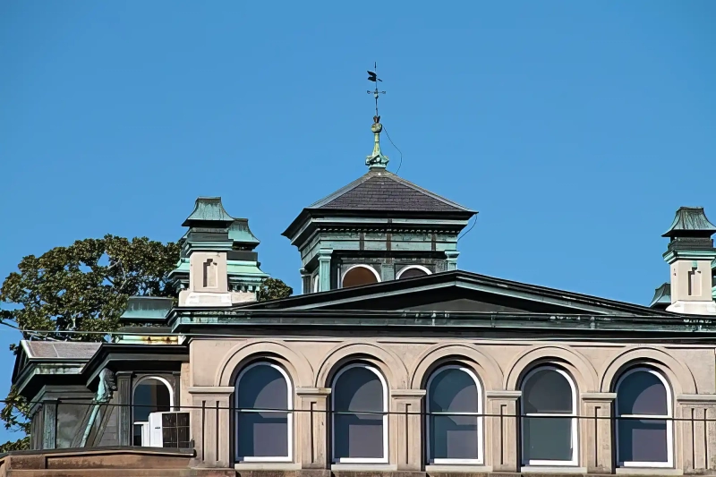 Unique architecture in Savannah