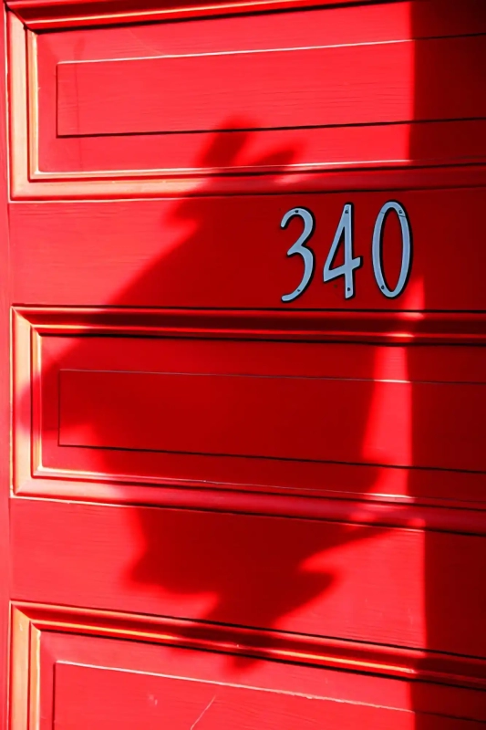 340 red door 