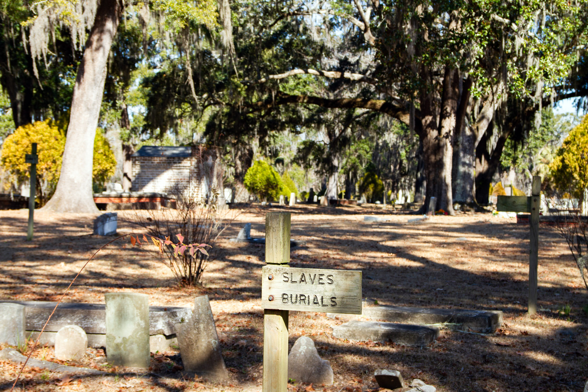 Slave graves Laurel Grove Cemetery in Savannah